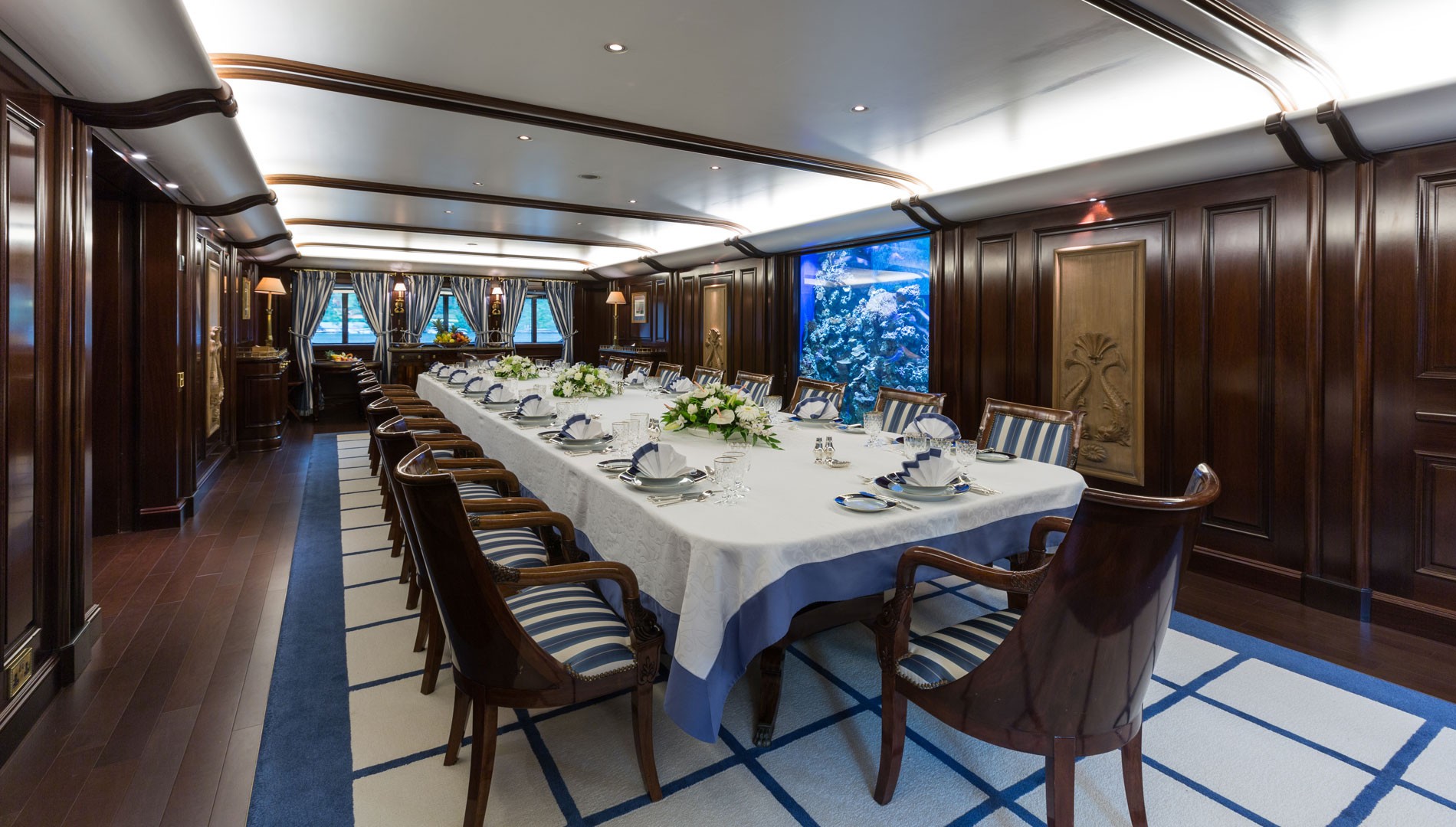 Dining room with aquarium.jpg