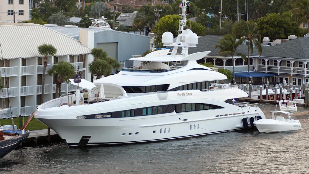 Exterior - running 00002.jpg