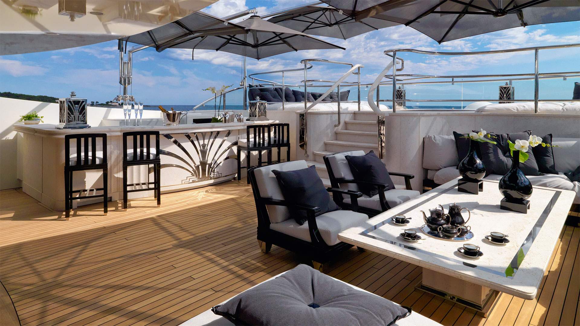 Exterior living spaces  00002.jpg