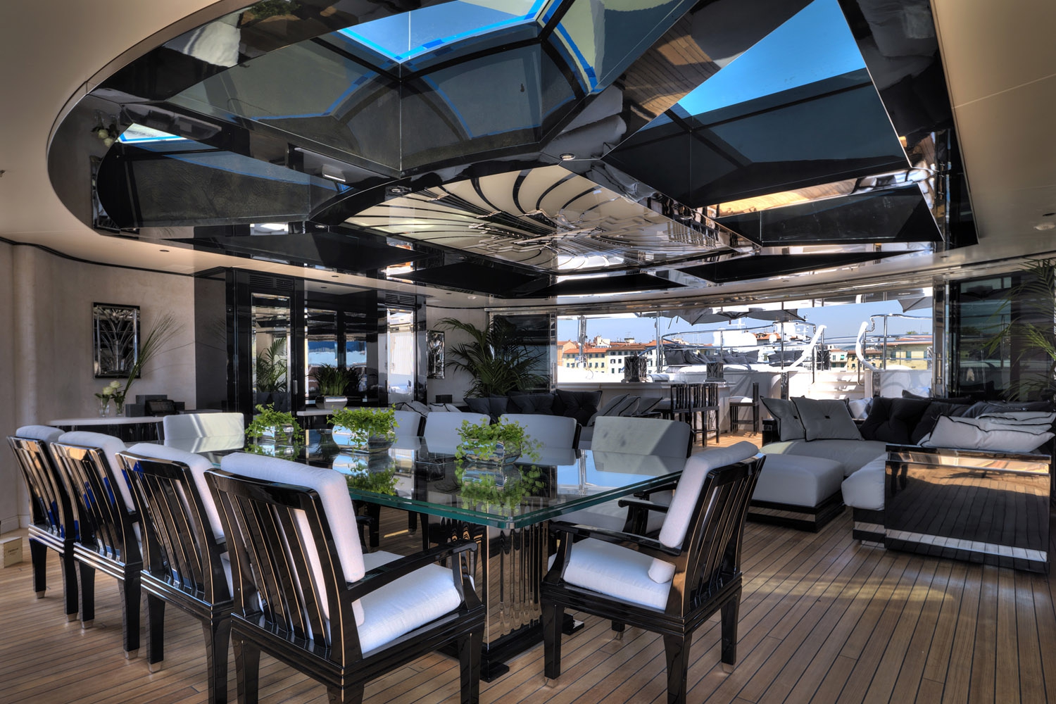Exterior living spaces  00008.jpg