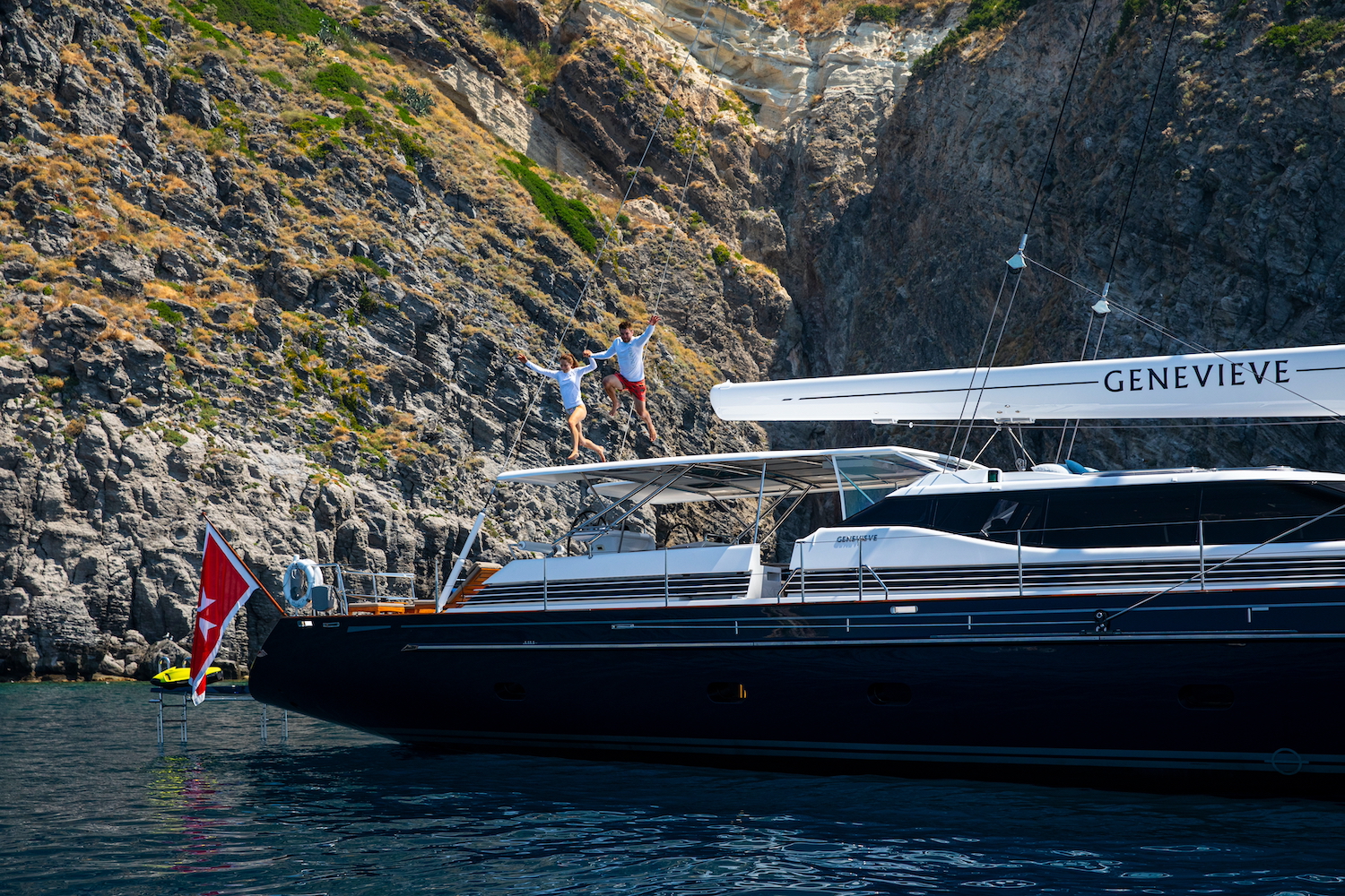 Genevieve © YachtShot H091.jpg