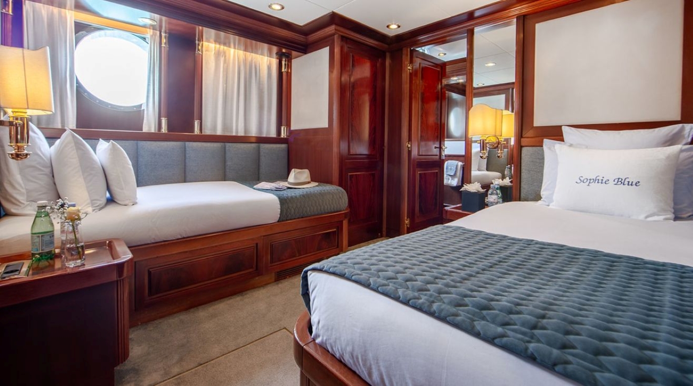 Guest Suite 02.jpg