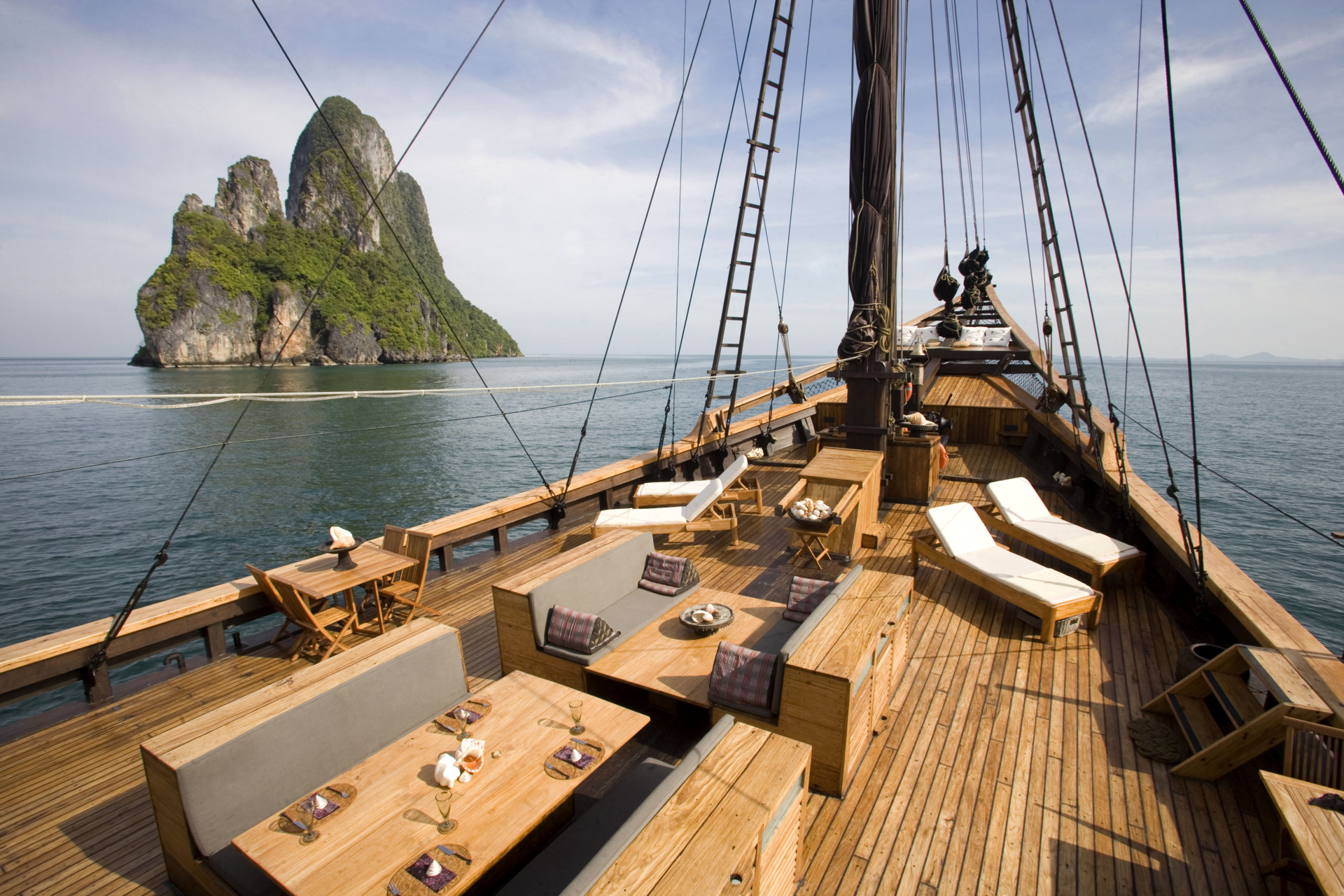 Holidays On Board SI DATU BUA.jpg