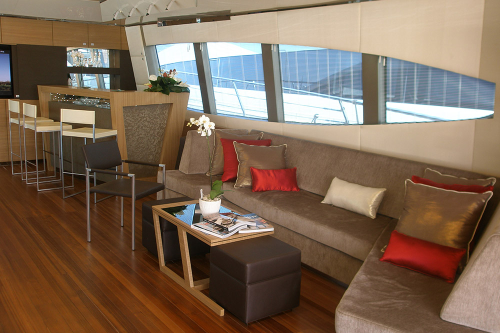 INTERIOR - SALON.jpg