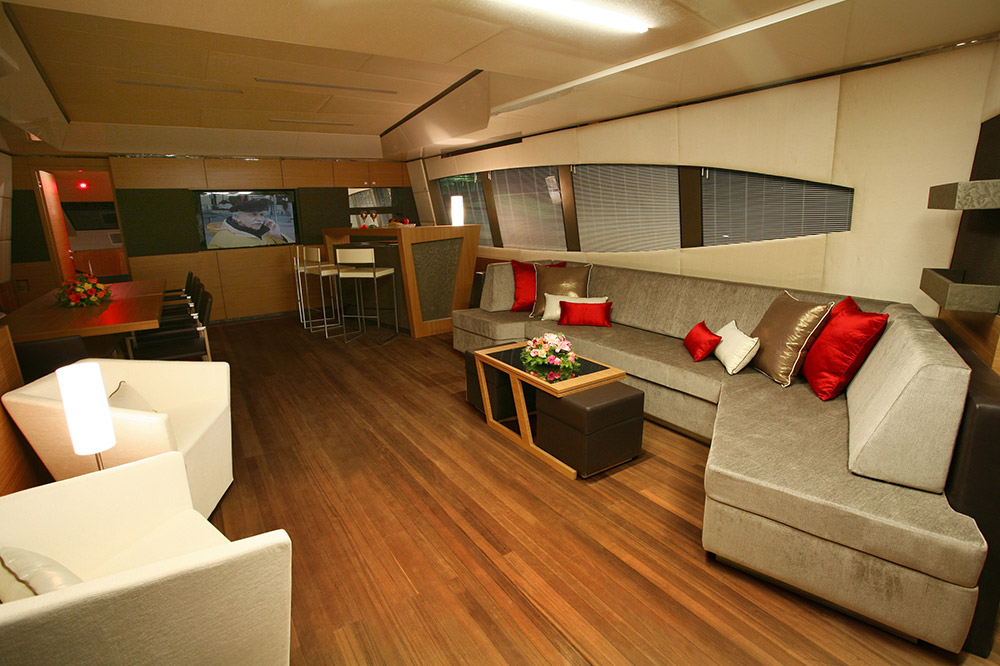 INTERIOR - WIDE SALON.jpg