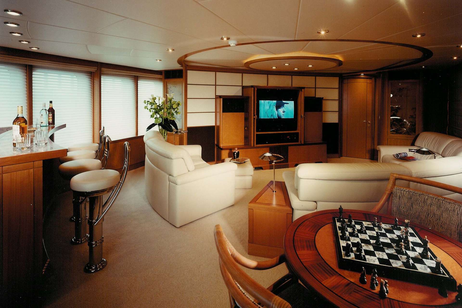 Interior_Bridge_Deck_Lounge.jpg