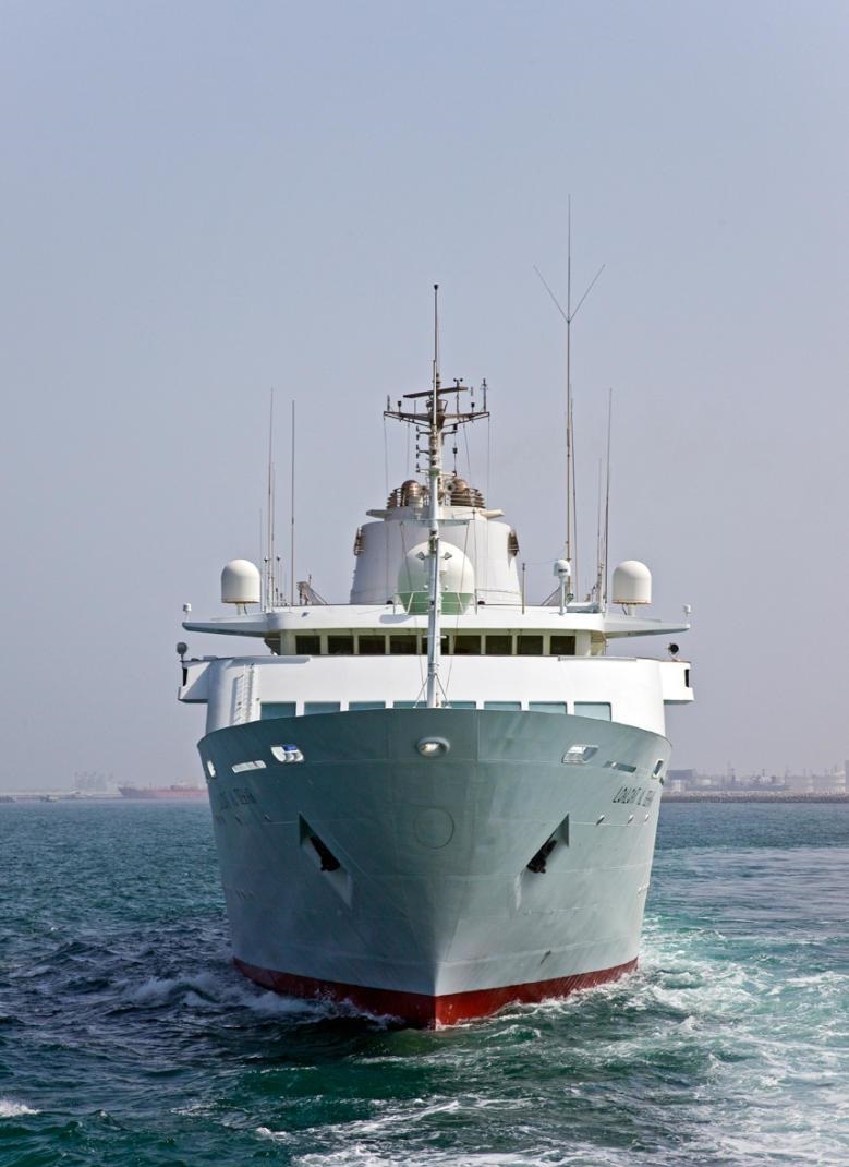 LOALOAT-AL-BEHAR-bow.jpg