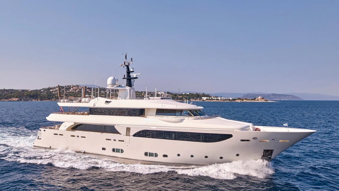 Luxury Superyacht PHOTON.jpg