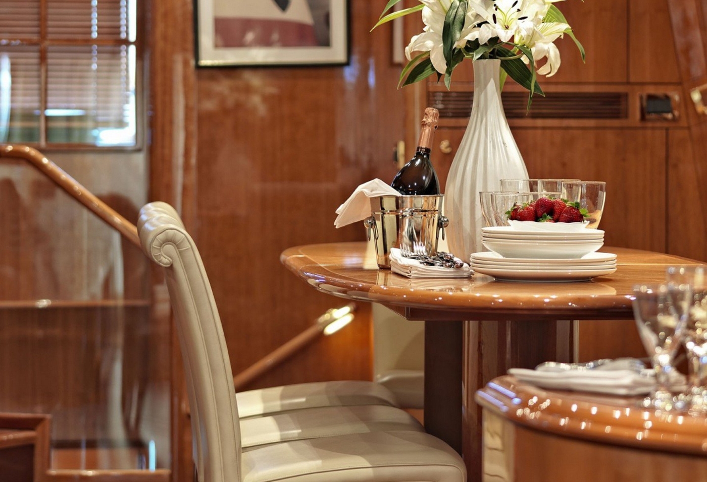 Main Dining 03.jpg