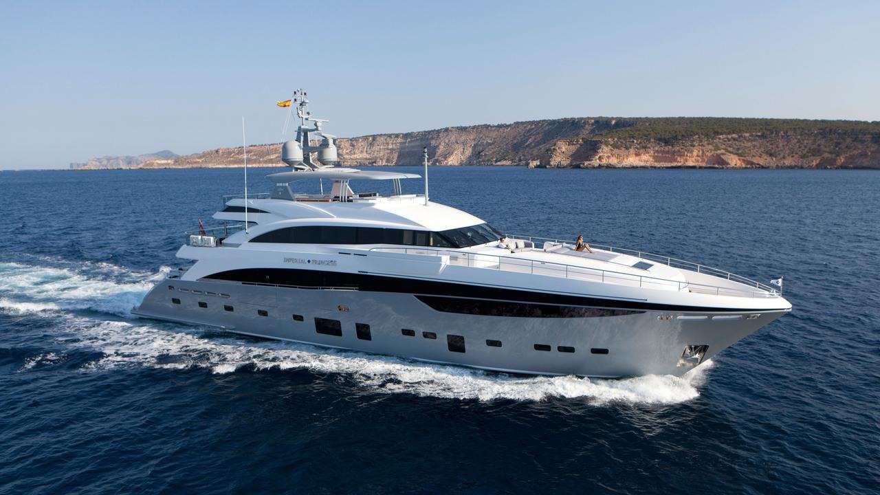 Motor Yacht IMPERIAL PRINCESS BEATRICE by Sunseeker - Profile Underway.jpg