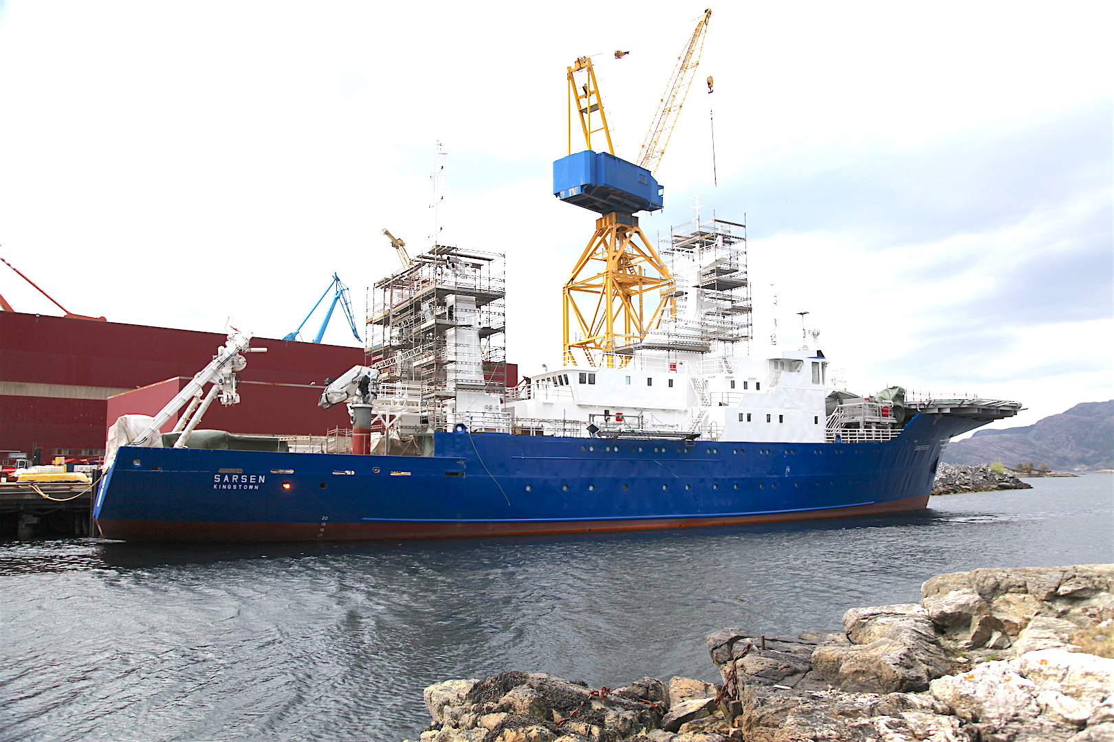 SARSEN explorer yacht.jpg