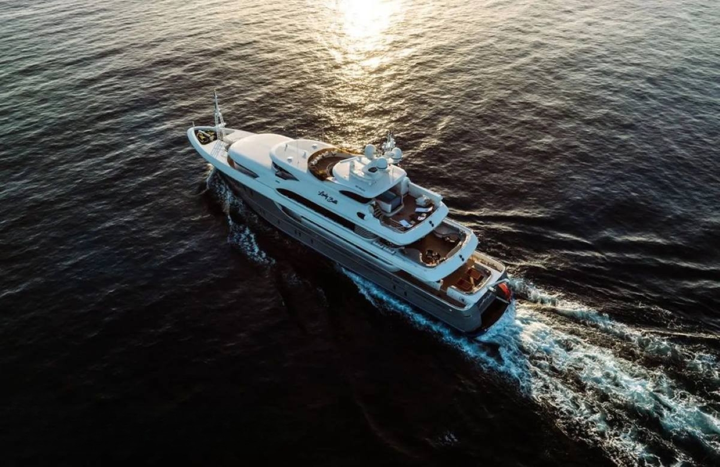 Superyacht LADY BETH.jpg