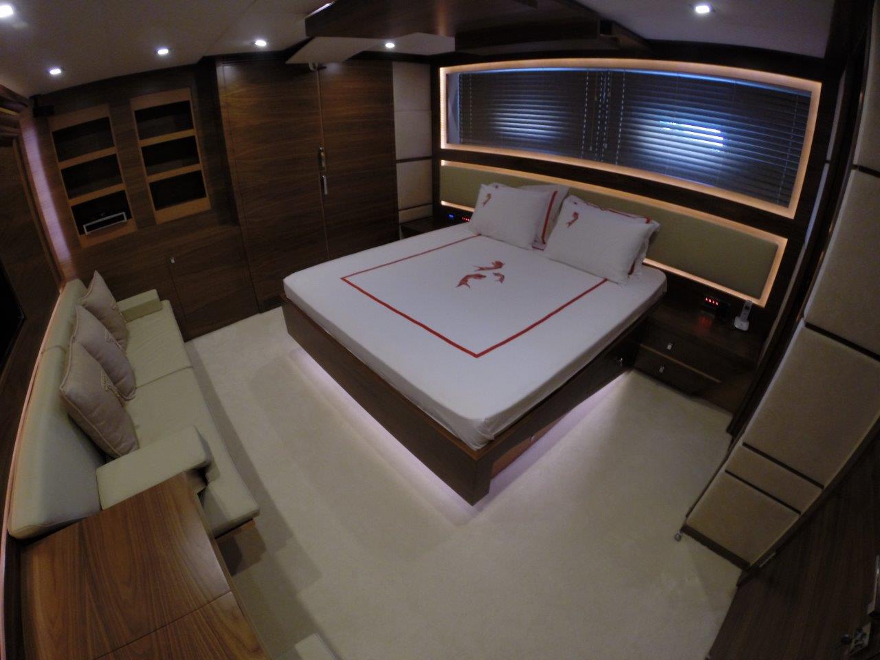 VIP at lower deck.jpg