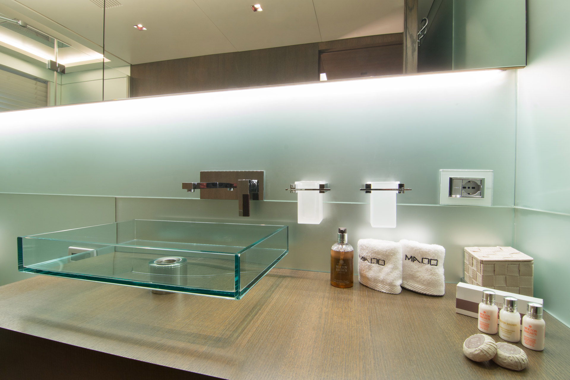 double ensuite .jpg