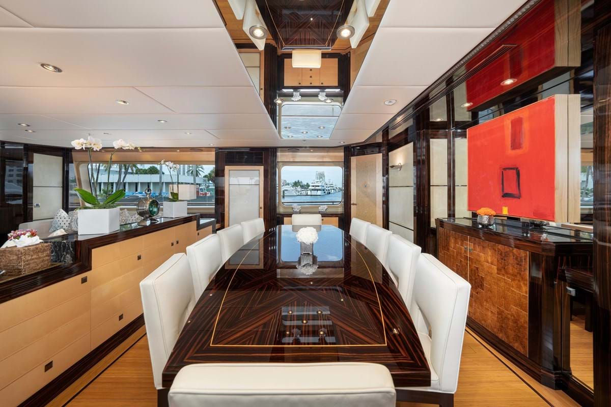 elegant dining.jpg