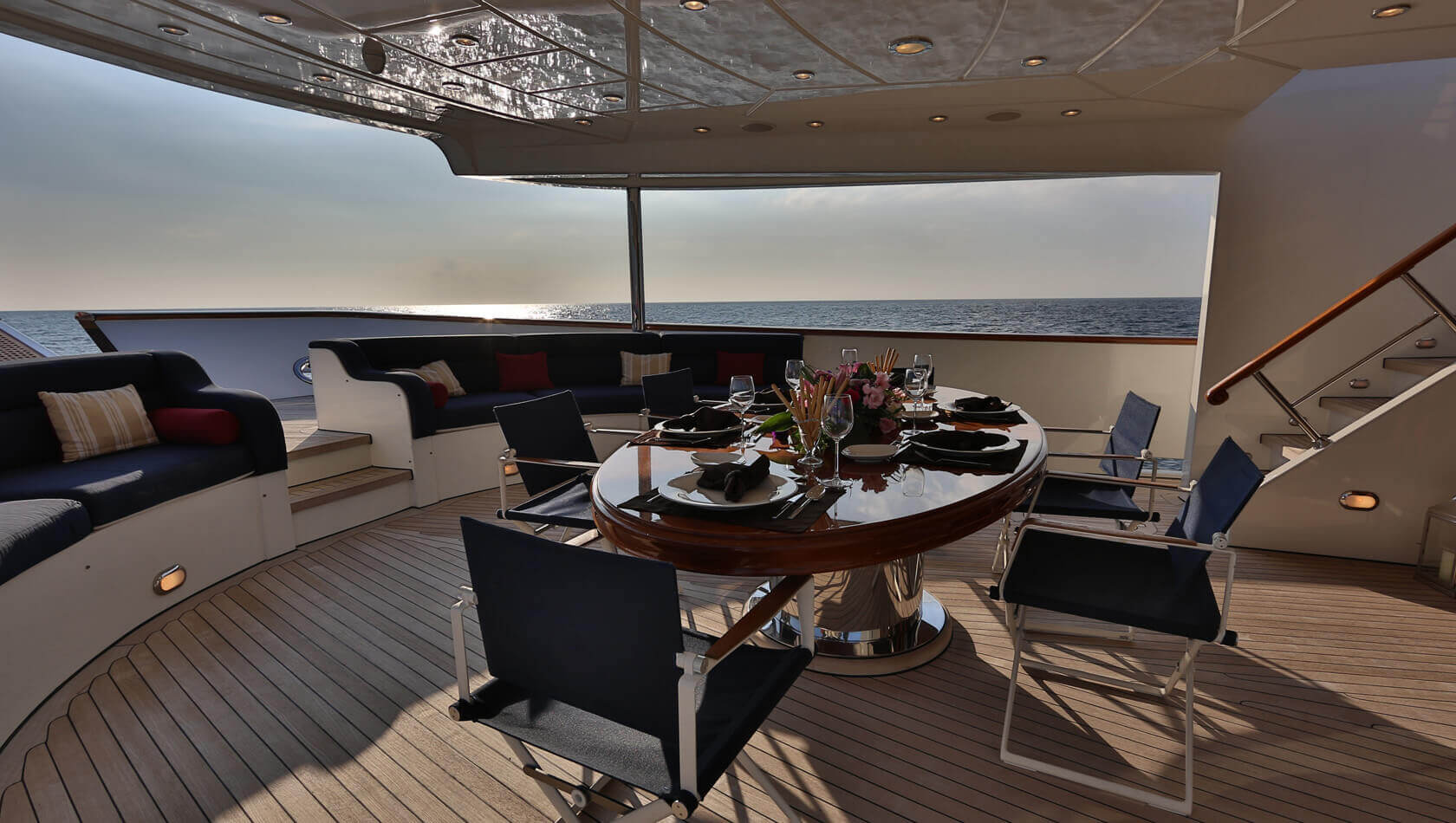 exterior dining.jpg