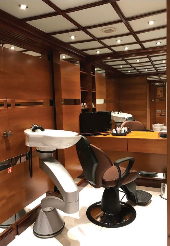 hairdressing room.jpg