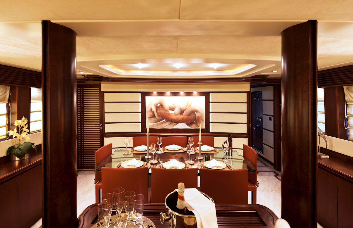 interior-dining.jpg