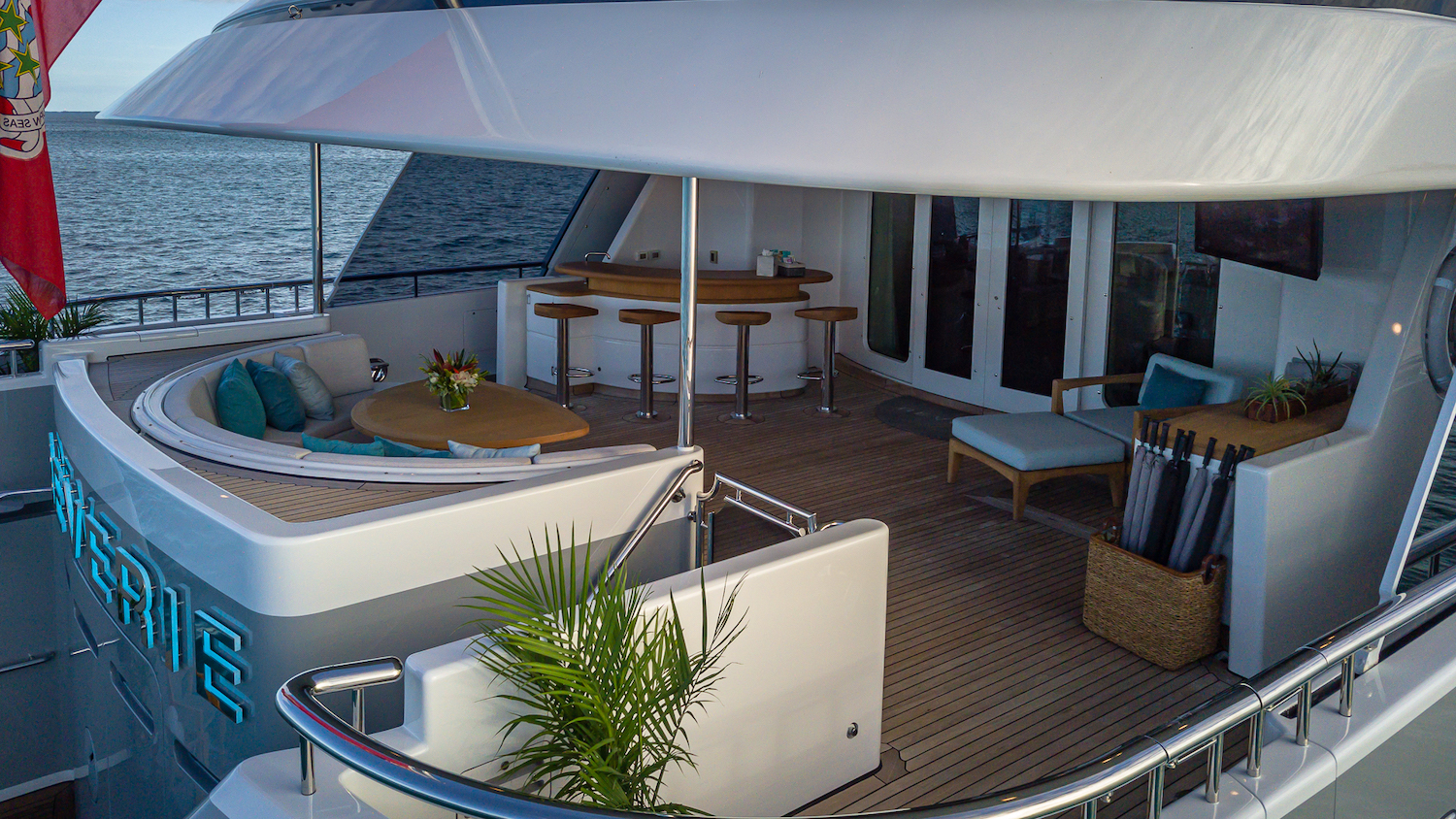 main deck aft.jpg