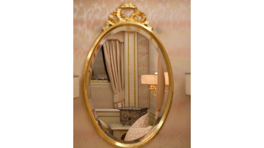 mirror.jpg