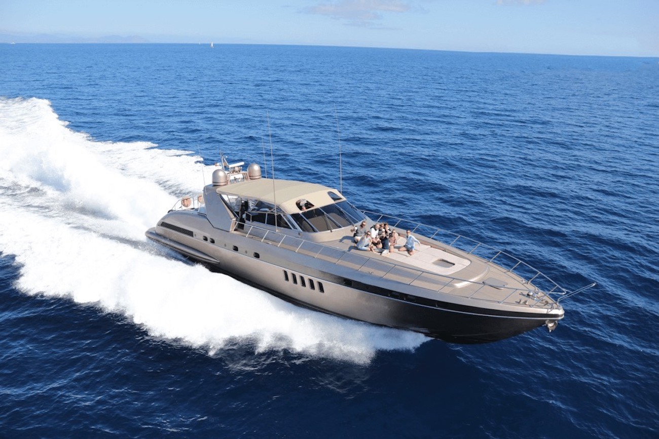 motor yacht WAI.jpg