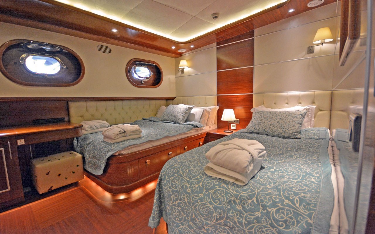 triple cabin.jpg