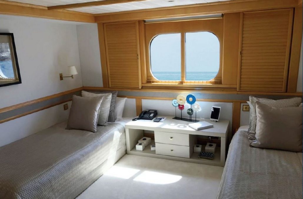 twin guest cabin.jpg