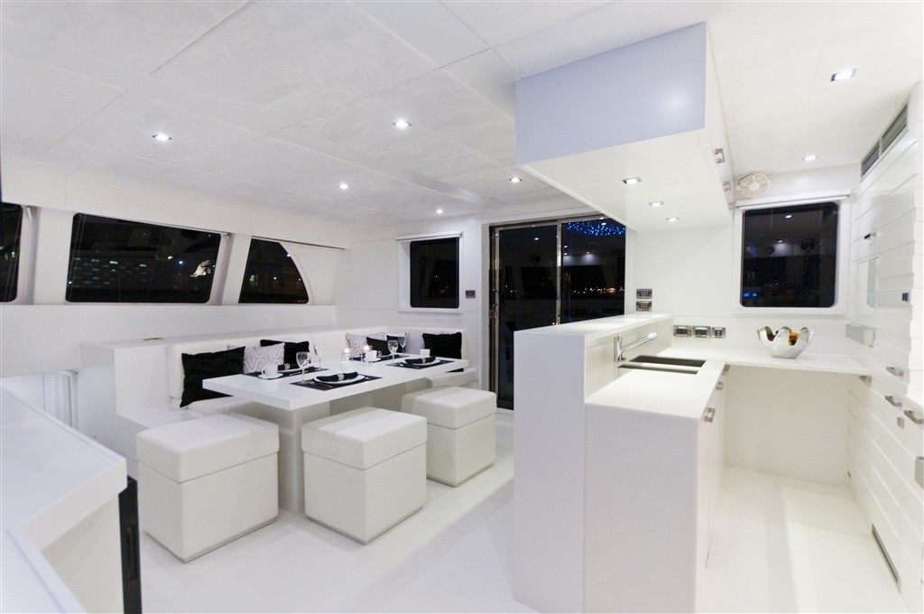 [18m-Yacht-ALL-VIEW]-8285-104.jpg