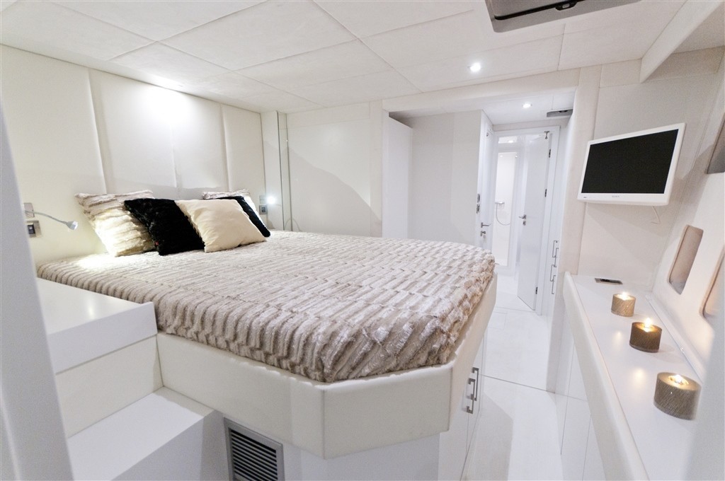 [18m-Yacht-ALL-VIEW]-8285-175.jpg