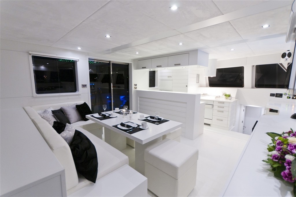 [18m-Yacht-ALL-VIEW]-8285-24.jpg