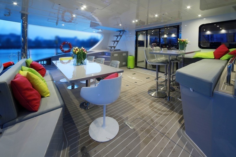 [21m-Yacht-MAVERICK]-8286-180.jpg