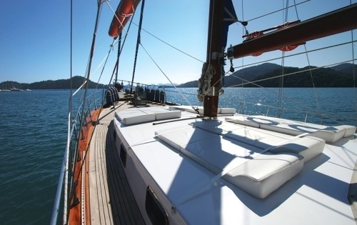 [21m-Yacht-SERENITY-70]-8464-132.jpg