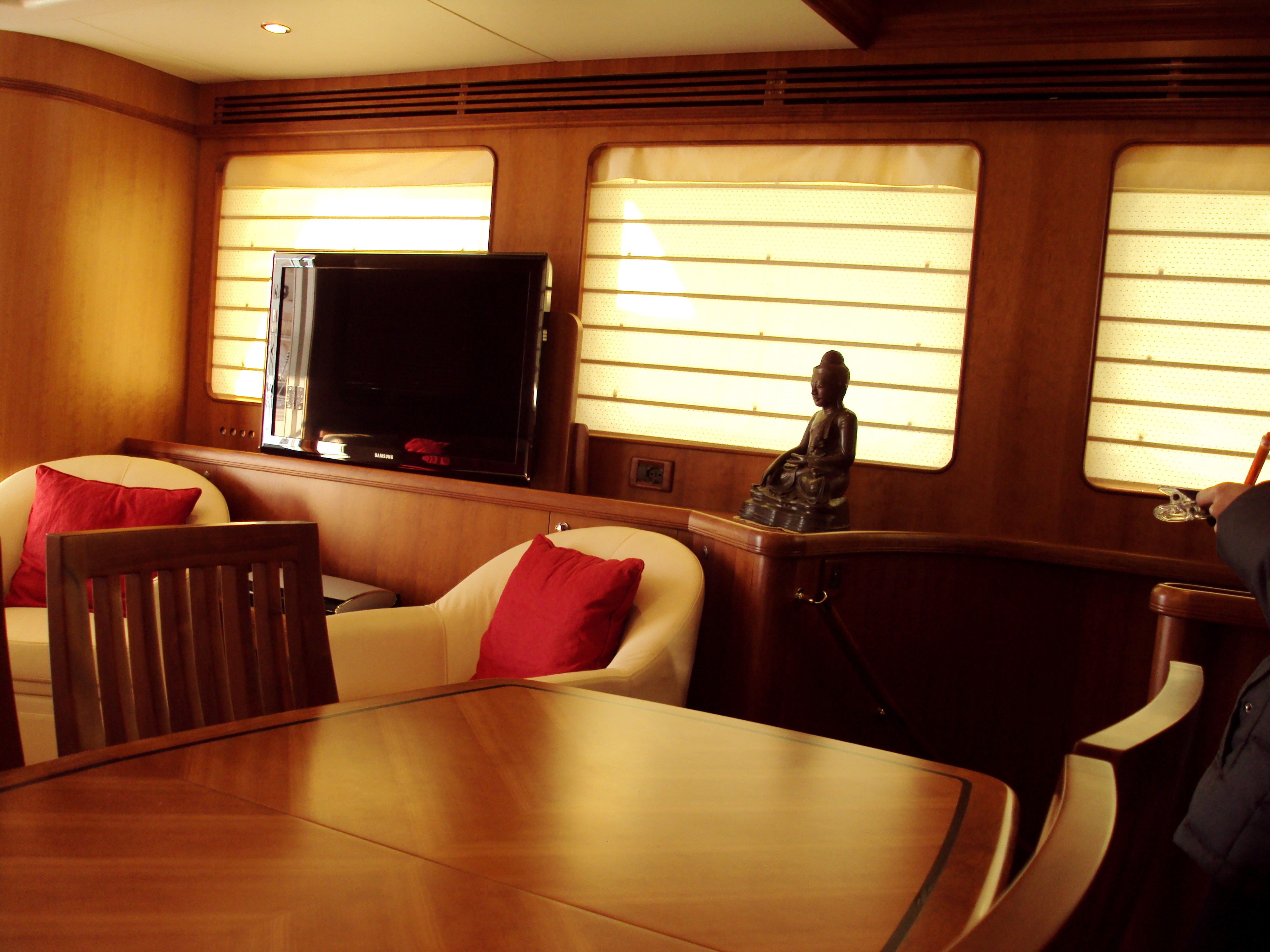 [22m-Yacht-SILVER-FOX]-8419-103.jpg