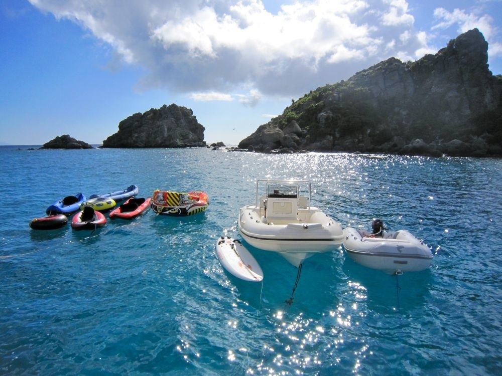 [23m-Yacht-CATTITUDE]-8689-131.jpg