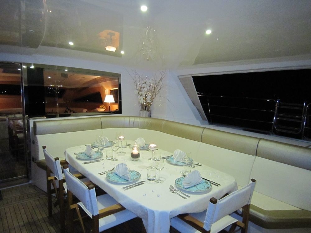 [23m-Yacht-CATTITUDE]-8689-157.jpg