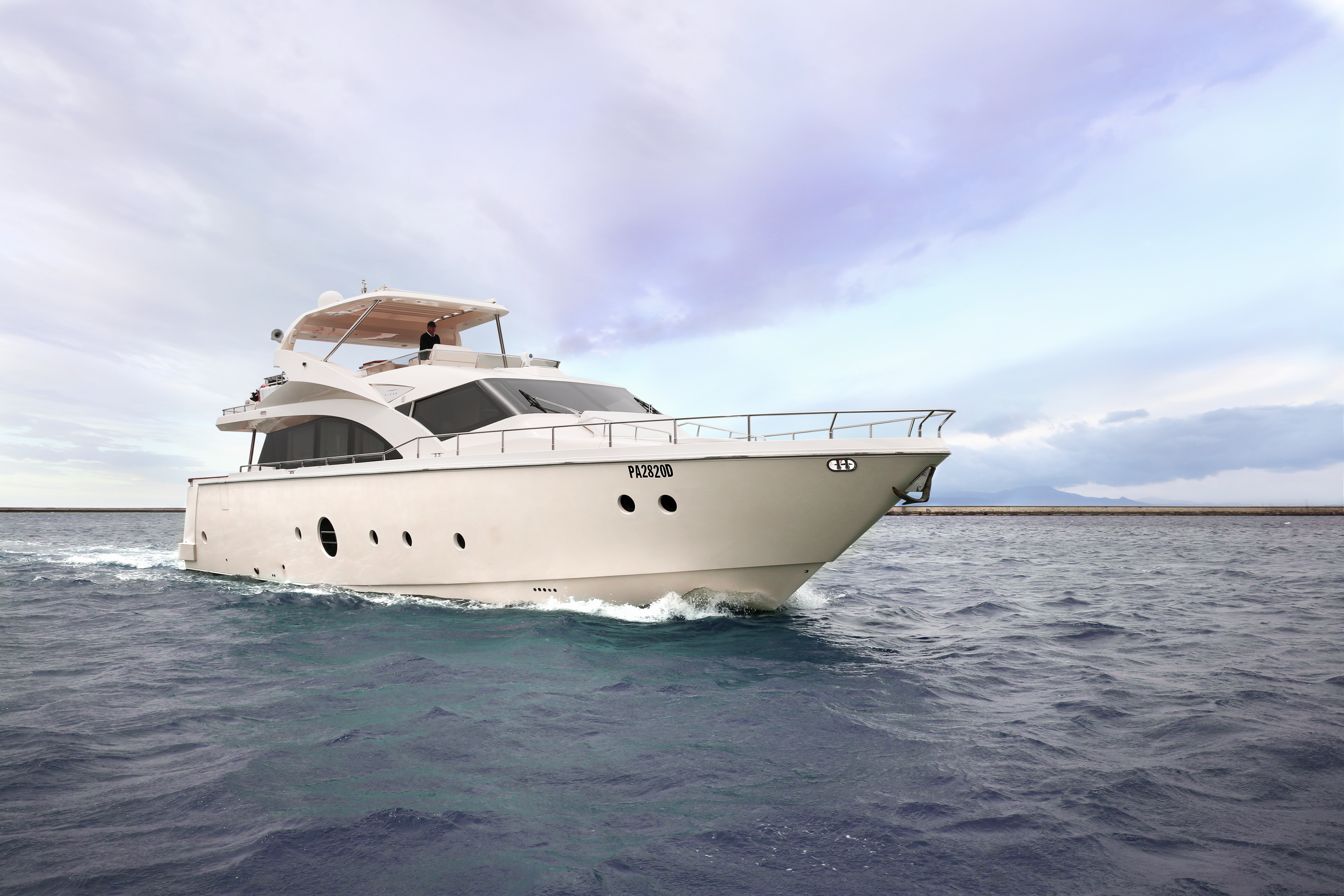 [23m-Yacht-QUESTA-EGRAVE-VITA]-8218-77.jpg