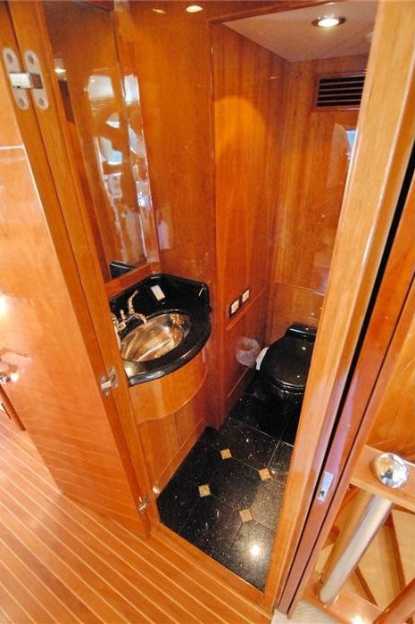 [25m-Yacht-ACQUAVIVA]-8500-102.jpg