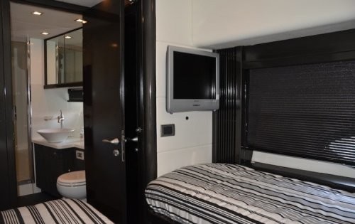 [25m-Yacht-GEORGIA]-8393-105.jpg