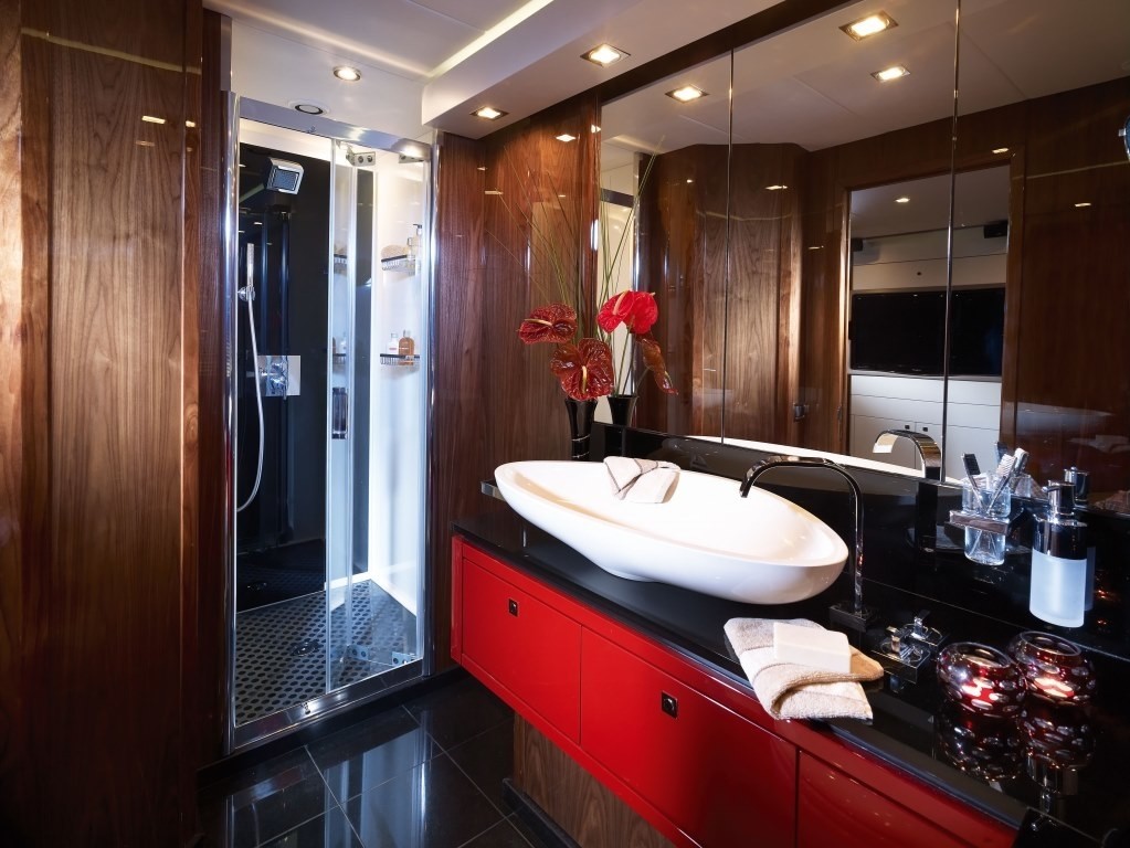 [26m-Yacht-ALVIUM]-8684-95.jpg