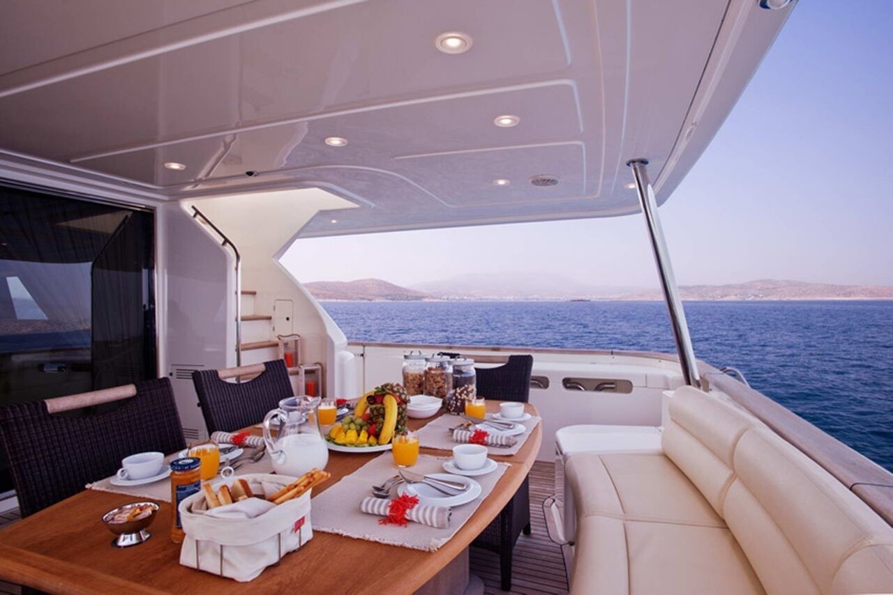 [26m-Yacht-DANA]-8326-82.jpg