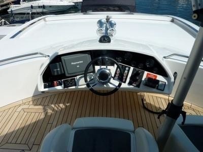 [26m-Yacht-FREE-WILLI]-8205-121.jpg