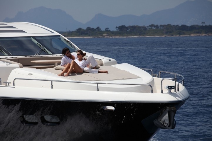 [26m-Yacht-SKYFALL]-8151-80.jpg
