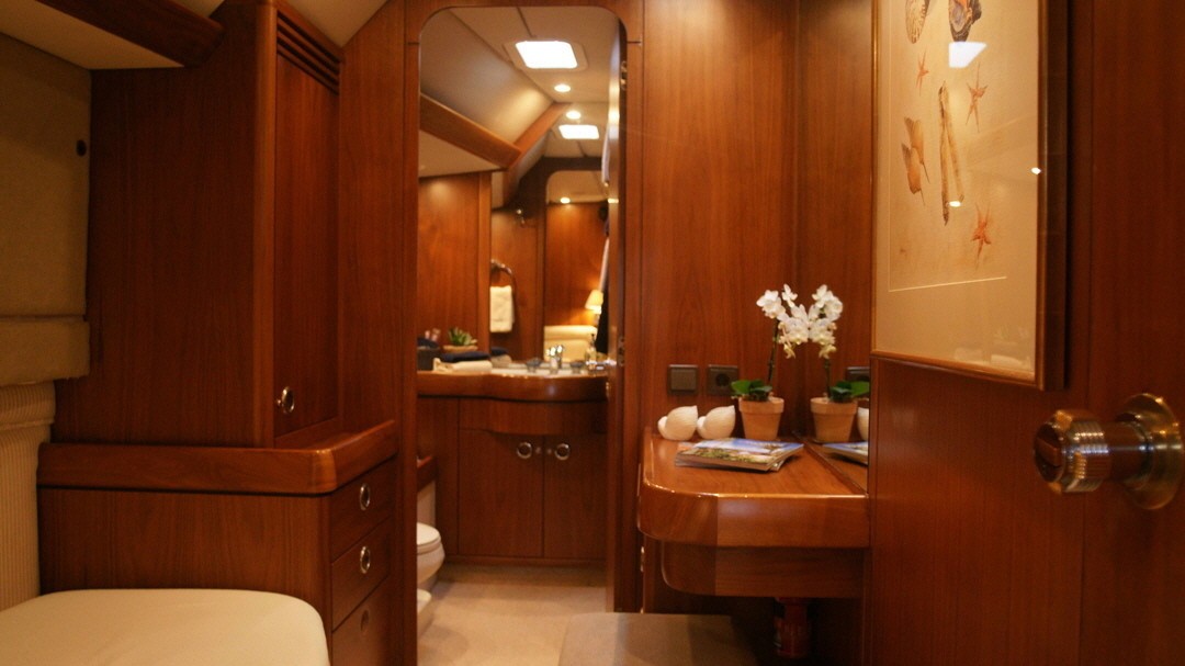 [27m-Yacht-LETIZIA]-8206-217.jpg