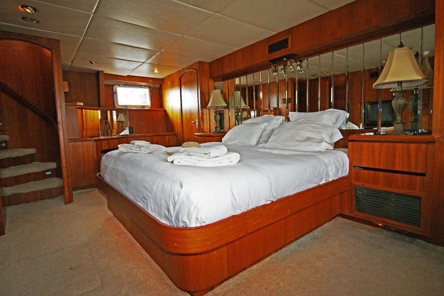 [28m-Yacht-PIXEL]-8639-32.jpg