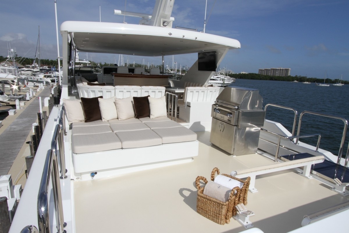 [28m-Yacht-STERLING-V]-8254-127.jpg