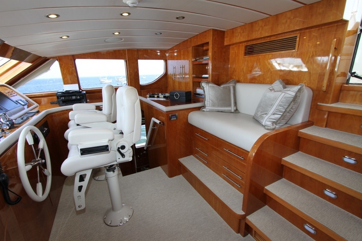 [28m-Yacht-STERLING-V]-8254-158.jpg