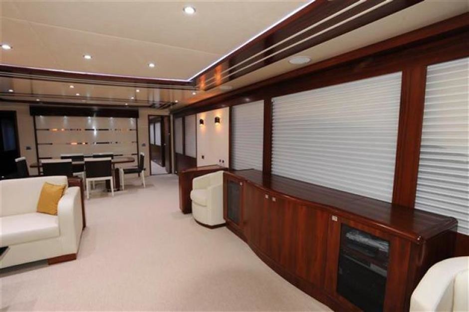 [30m-Yacht-BLUE-SAPPHIRE]-8855-131.jpg