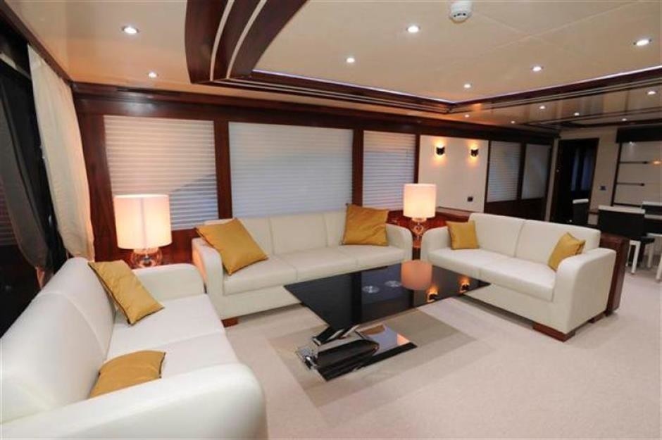 [30m-Yacht-BLUE-SAPPHIRE]-8855-82.jpg