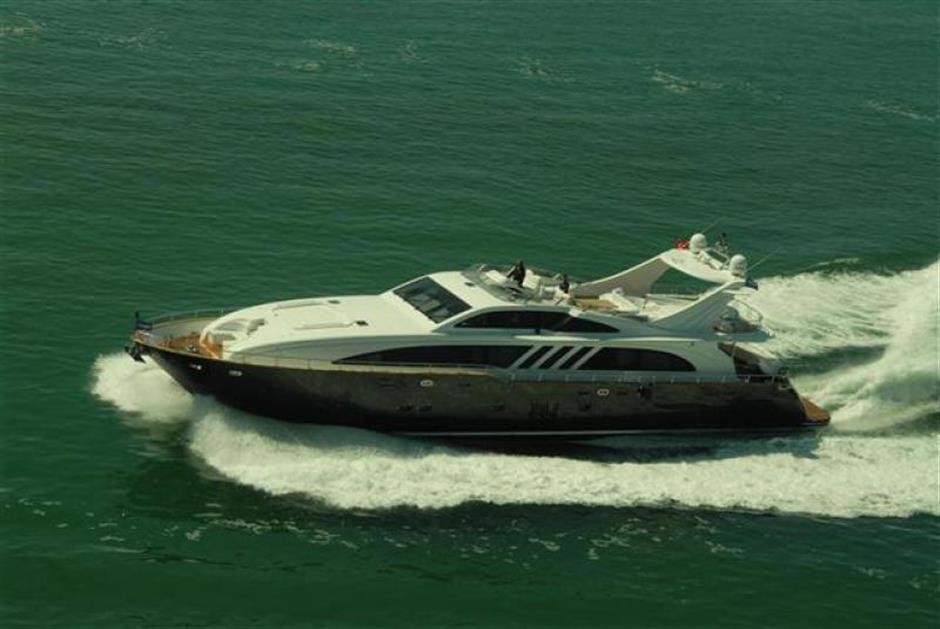 [30m-Yacht-BLUE-SAPPHIRE]-8855-94.jpg