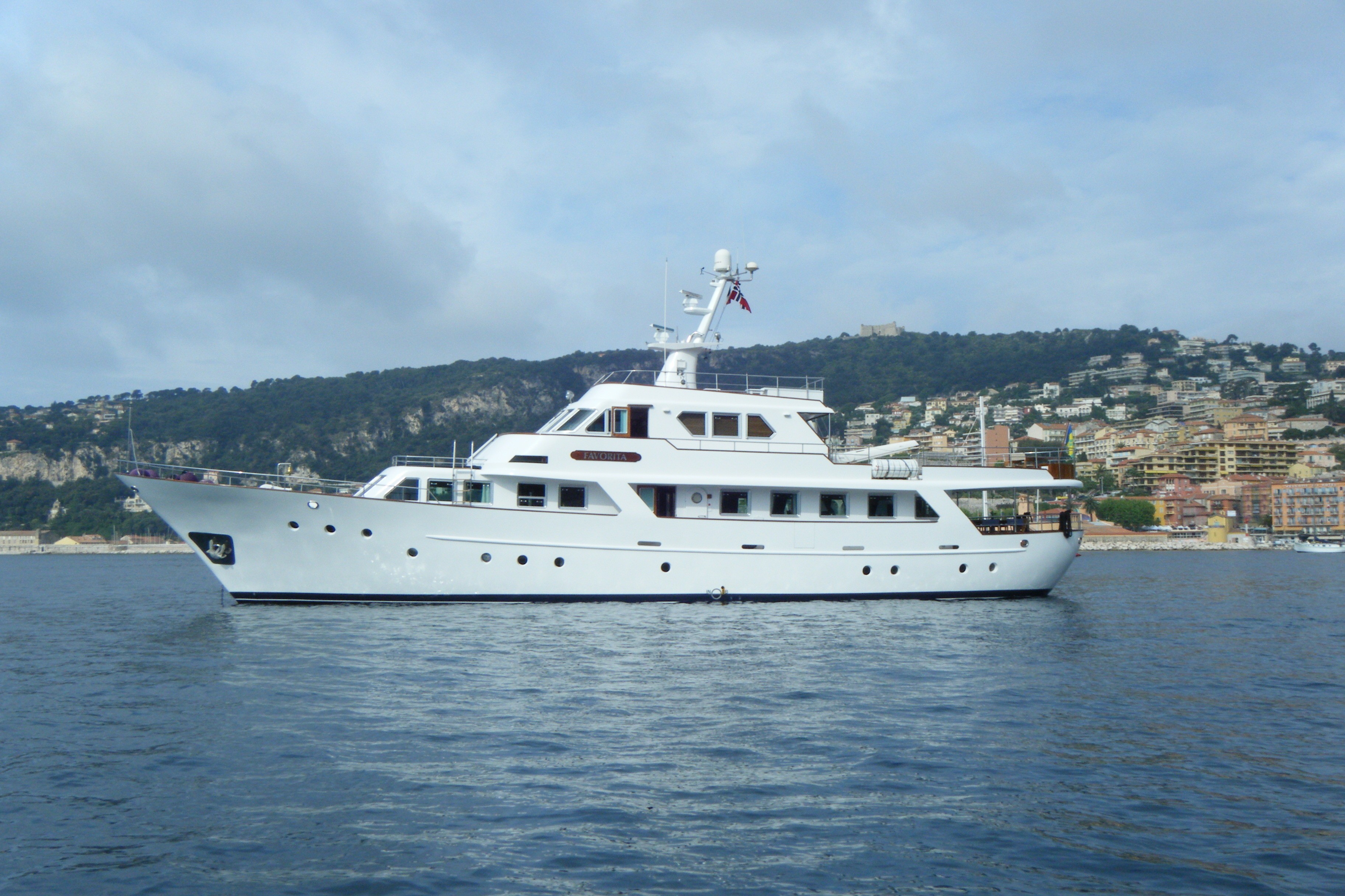 [30m-Yacht-FAVORITA]-8057-8.jpg